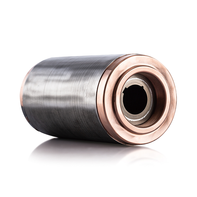 124-52 Silnik z wirnikiem miedzianym