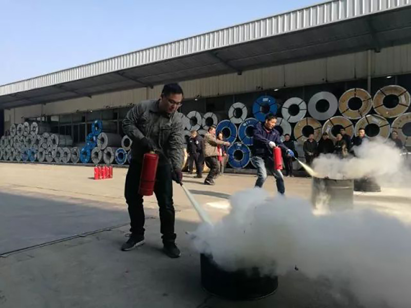 Uważaj na „podpalenie” – podczas ćwiczeń przeciwpożarowych