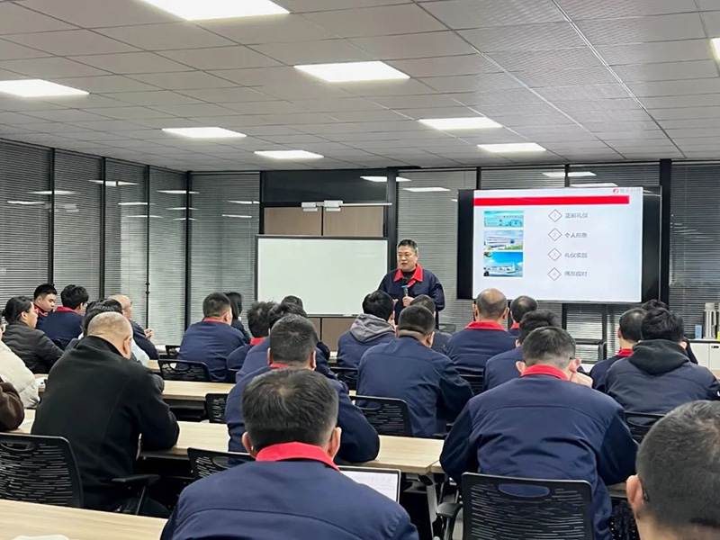 Jufeng Technology｜Zbuduj zespół uczący się i współpracuj w dążeniu do rozwoju